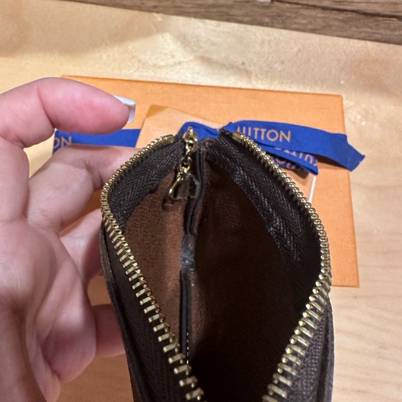 Louis Vuitton coin purse 100% authentic - Picture 9 of 12